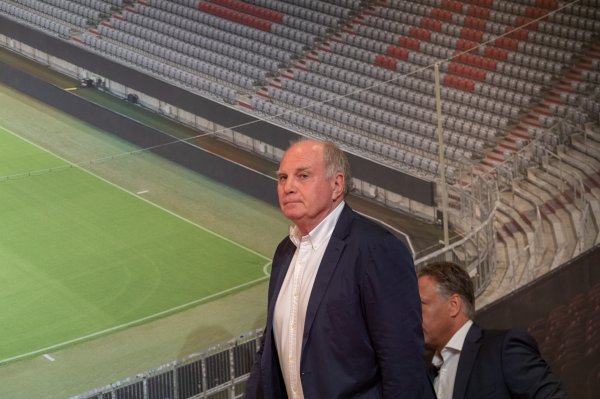 Hones: Very satisfied with the summer window signing, Newcastle signing Walter Mad is like playing Monopoly game